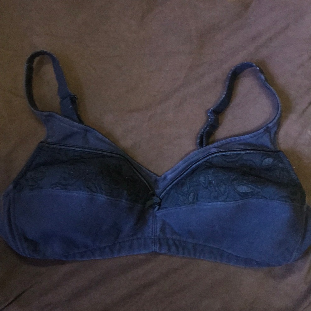 Lightly padded black bra